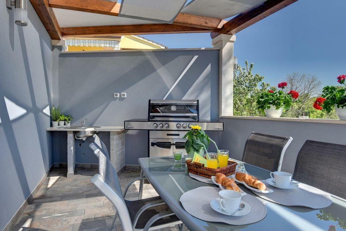 וודניאן Villa Sunny Home מראה חיצוני תמונה